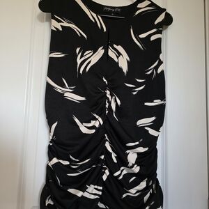 Black and White Ruched Sleeveless Top